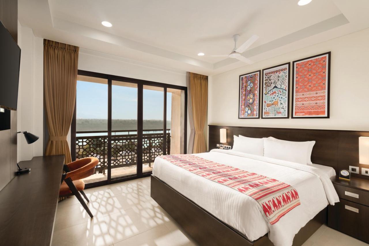 Ramada Encore By Wyndham Statue Of Unity Kevadia Ngoại thất bức ảnh